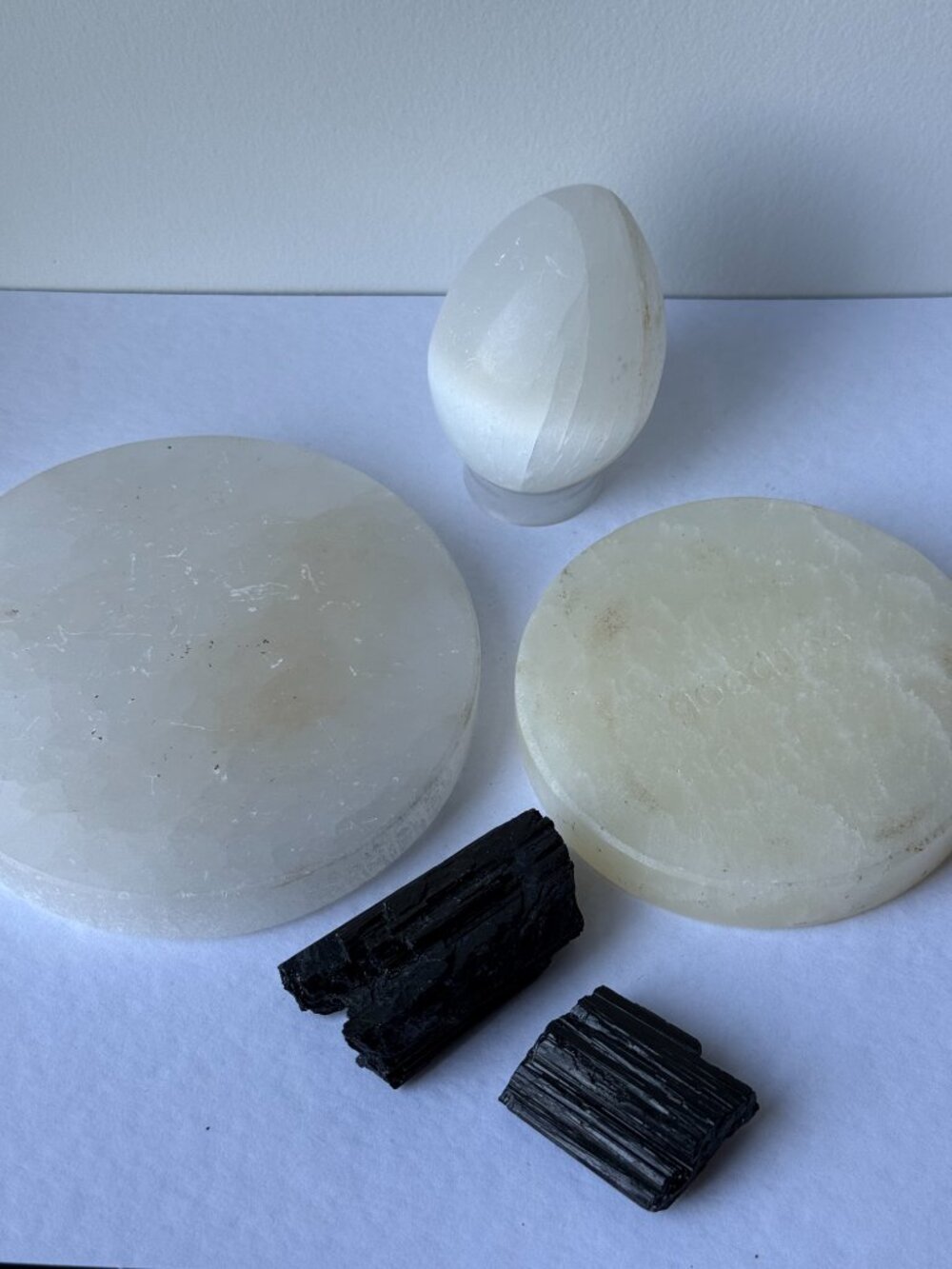 Selenite & Black Tourmaline Crystal Bundle Charging Plate Egg Tray